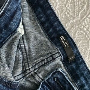 Simply Vera mid rise Bermuda Jean shorts